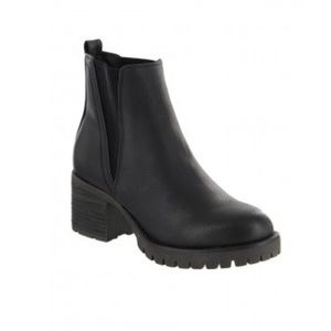 MIA Lug Bottom Boot